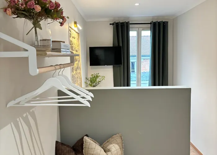 Urban Goncourt Hotel